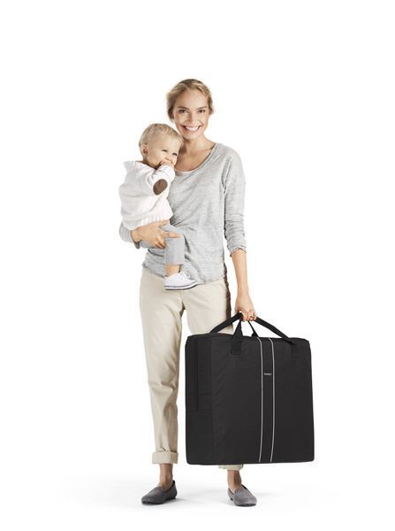 Ліжечко-манеж BabyBjorn Travel Crib Light + простирадло 2028 фото