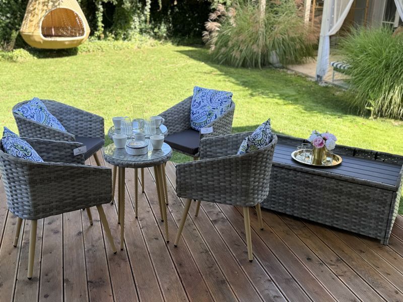 Комплект садових меблів з 4 крісел і 2 столів Garden 4605 фото