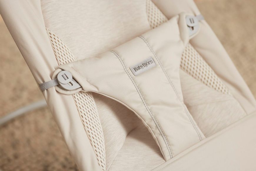 Шезлонг BabyBjorn BALANCE SOFT WOVEN Tri Fabric 2019 фото