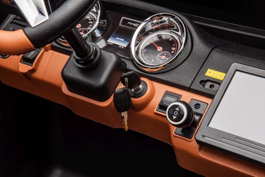 Дитячий електромобіль Ramiz Mercedes Benz MAYBACH G650 STRONG 1740 фото